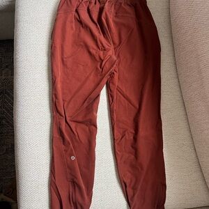 Lululemon orange Rust Jogger Pants women’s 4